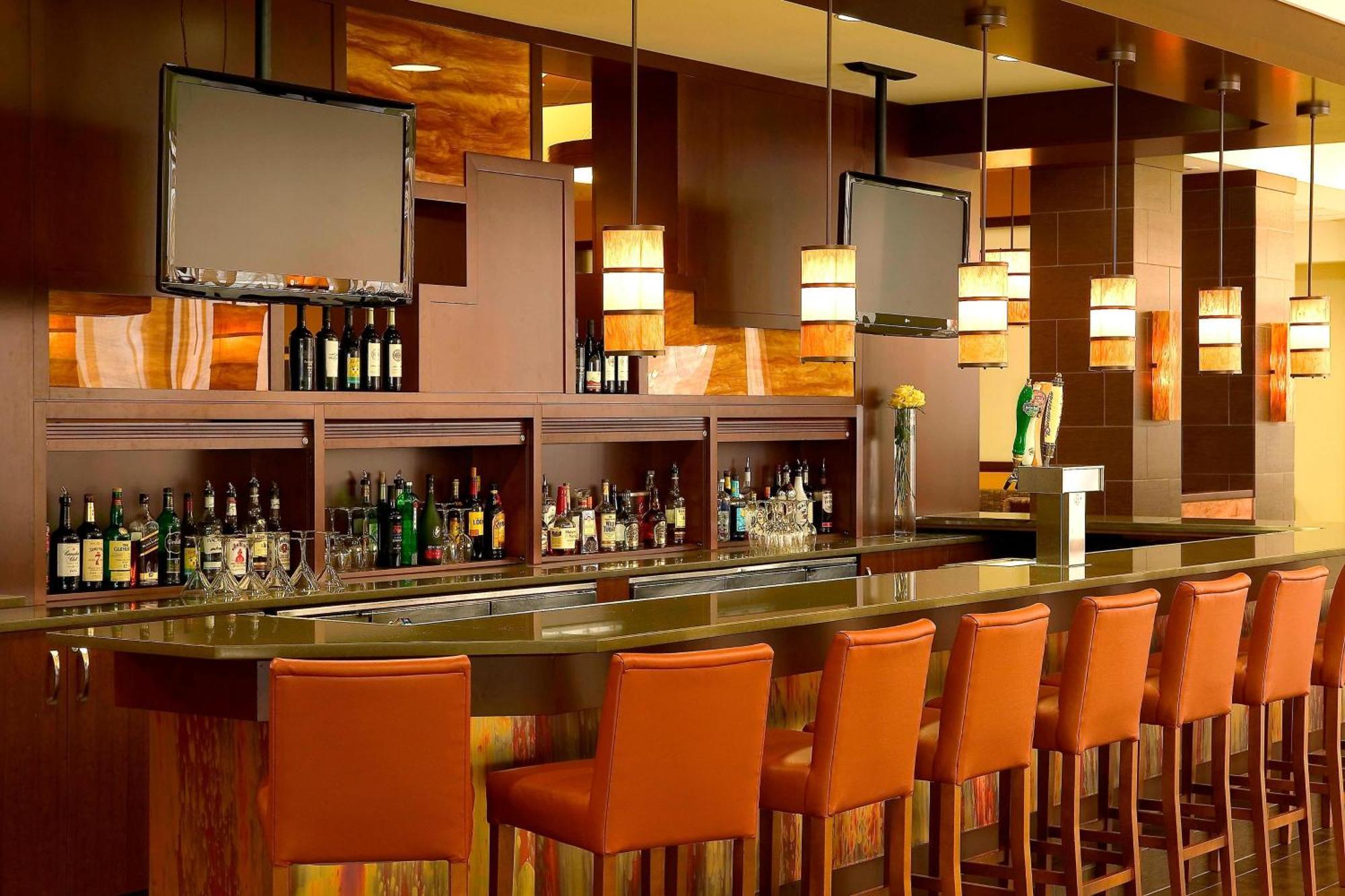 Sheraton Edison Exterior foto